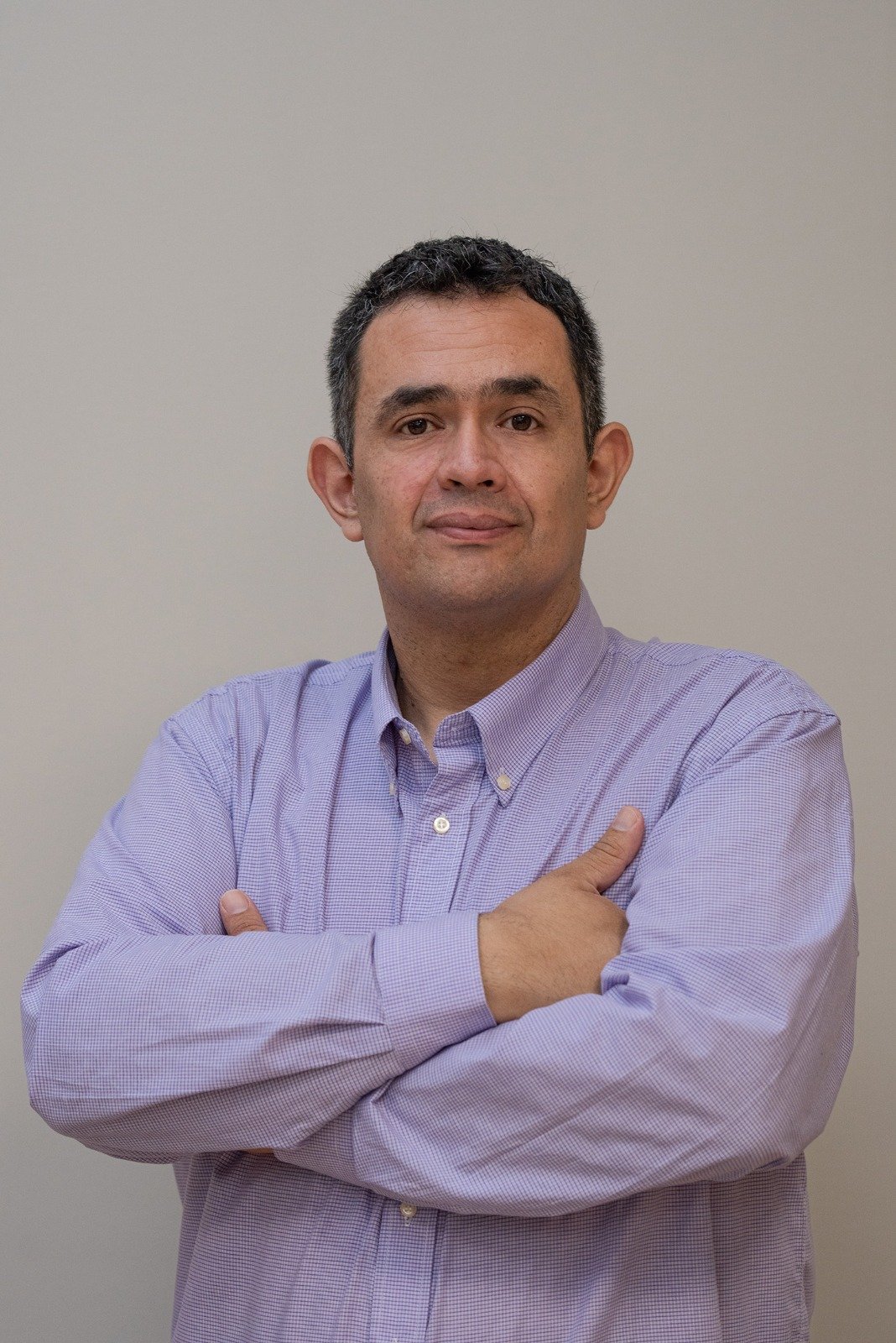 Dr (c) Juan Alejandro Henríquez P.